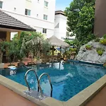 Hotel Pius Place 2*