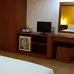 Sea Falcon On The Water Hotel Pattaya