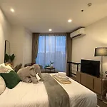 Edge Central Pattaya By Kansiree