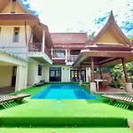 Phatumnak Thai Pool - Villa