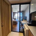 Apartment Sea View Near & Night Market