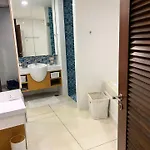 Luxe Beachfront With Pool Access * Pattaya