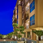 City Tropicana Garden - Sea View Modern Condo