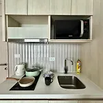 Olympus & Center Apartment *