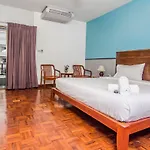Hotel Sutus Court 4 Pattaya