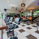 สุทัศน์คอร์ท 5 โรงแรม