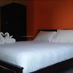 Patumnak Beach Guesthouse Hotel Pattaya