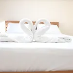 Hotel Patumnak Beach Guesthouse 2*