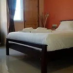 Patumnak Beach Guesthouse Hotel Pattaya
