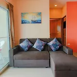 Hotel Patumnak Beach Guesthouse