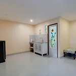 Hotel Patumnak Beach Guesthouse