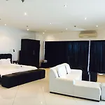 View Talay 6 By Honey Hotel 3*