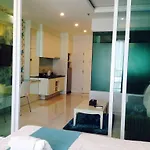 Hotel View Talay 6 By Honey Pattaya