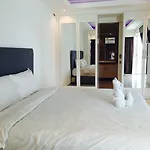 Hotel View Talay 6 By Honey 3*