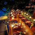 Birds And Bees Resort