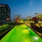 โรงแรม Sunshine Hip