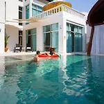 Nagawari Art Maldives Bbq Pattaya