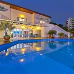 Villa Sharrow Bay Pattaya