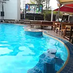 ไนซ์ รีสอร์ท พัทยา 3*
