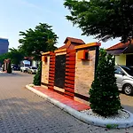 โรงแรม ไนซ์ รีสอร์ท พัทยา 3*
