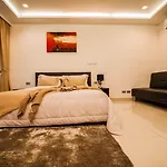 อพาร์ทเม้น Wongamat Tower 1 Bedroom *
