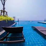 อพาร์ทเม้น Wongamat Tower 1 Bedroom *