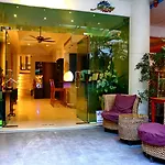 East โรงแรม Pattaya