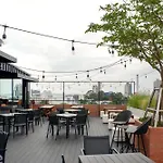 Surestay By Western T Pattaya