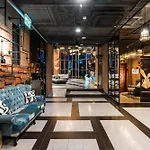โรงแรม Surestay By Western T 4*