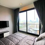 Apartment The Base - Large Luxury, 1 Bedroom, Sea View - Centre - 963 *