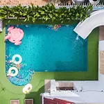 Villa 53 Wongamat 4Br, 300M From The Beach