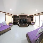 Ishara 5 Bedrooms Villa *