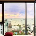 Luxury 2 Bed Sea View Bath Tub In Balcony