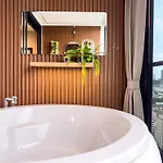 Luxury 2 Bed Sea View Bath Tub In Balcony * Pattaya