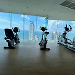 Wong Amat Tower 1305