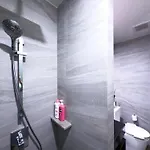 Luxury 2 Bed Sea View Bath Tub In Balcony *