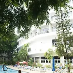 โรงแรมรอยัลพาเลซ โรงแรม 3*