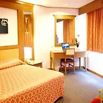 โรงแรม รายัล ทวินส์ พาเลซ