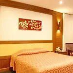 รายัล ทวินส์ พาเลซ โรงแรม Pattaya