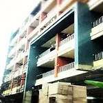 D Xpress โรงแรม