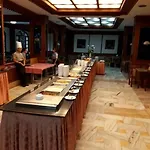 รายัล ทวินส์ พาเลซ โรงแรม