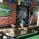 Hotel Harrys Bar & Restaurant Pattaya