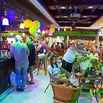 Harrys Bar & Restaurant Pattaya