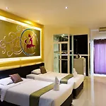 Resort Marble Garden View