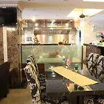 Hotel Maleez