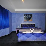 Koenig Mansion 4*