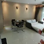 โรงแรม Neocondo 3*