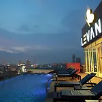 โรงแรมเลวาน่า พัทยา (SHA Plus+)