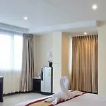 Hotel The Grand Day Night 3*