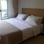 Aparthotel Westbury 3*